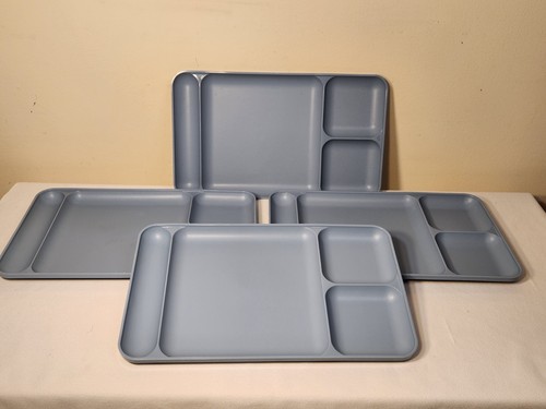 Four Vintage Blue Tupperware Divided Food Trays #1535 Dining Food Lunch Trays - Picture 2 of 8