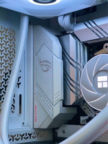 Gaming PC - Ryzen 5 5600 | RTX 3070 | 32GB 3600MHZ RAM | 1TB SSD - 第 4/10 張圖片