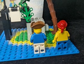 LEGO Pirates: Shipwreck Island (6260) With Manual Missing Coin