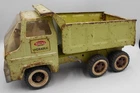 New ListingVINTAGE TONKA CANADA HYDRAULIC TIPPER TRUCK LORRY GREEN WORKING BUT PLAYWORN