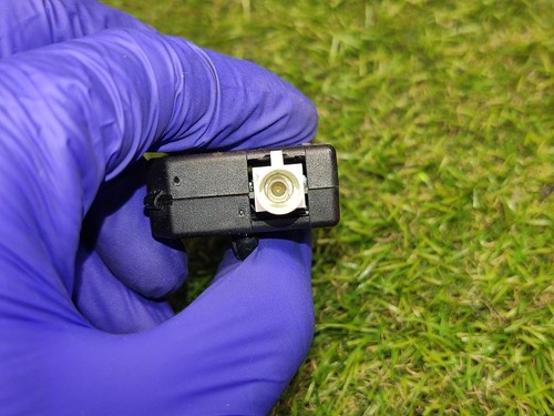 Tesla Model 3 2021 Aerial antenna amplifier 109804600C DTR59065 - Picture 2 of 4