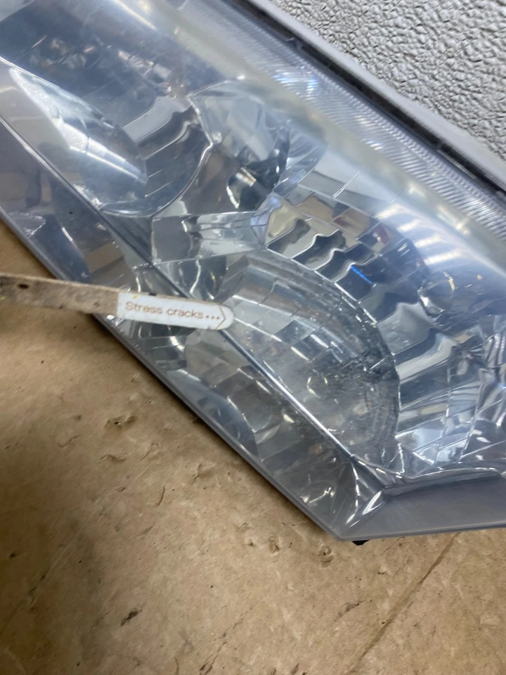 Faros delanteros izquierdo+derecho Toyota Camry 2000 a 2001 OEM U9983 DW Foto 4 de 4