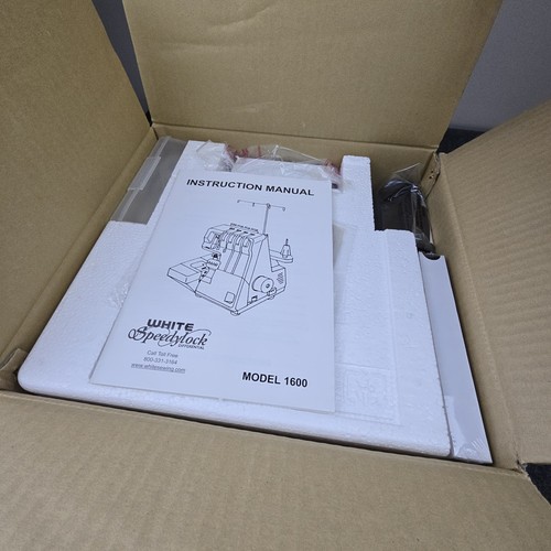 Máquina de coser modelo Speedylock blanca 1600 Overlock nueva en caja sin usar nueva de stock resistente - Imagen 6 de 7
