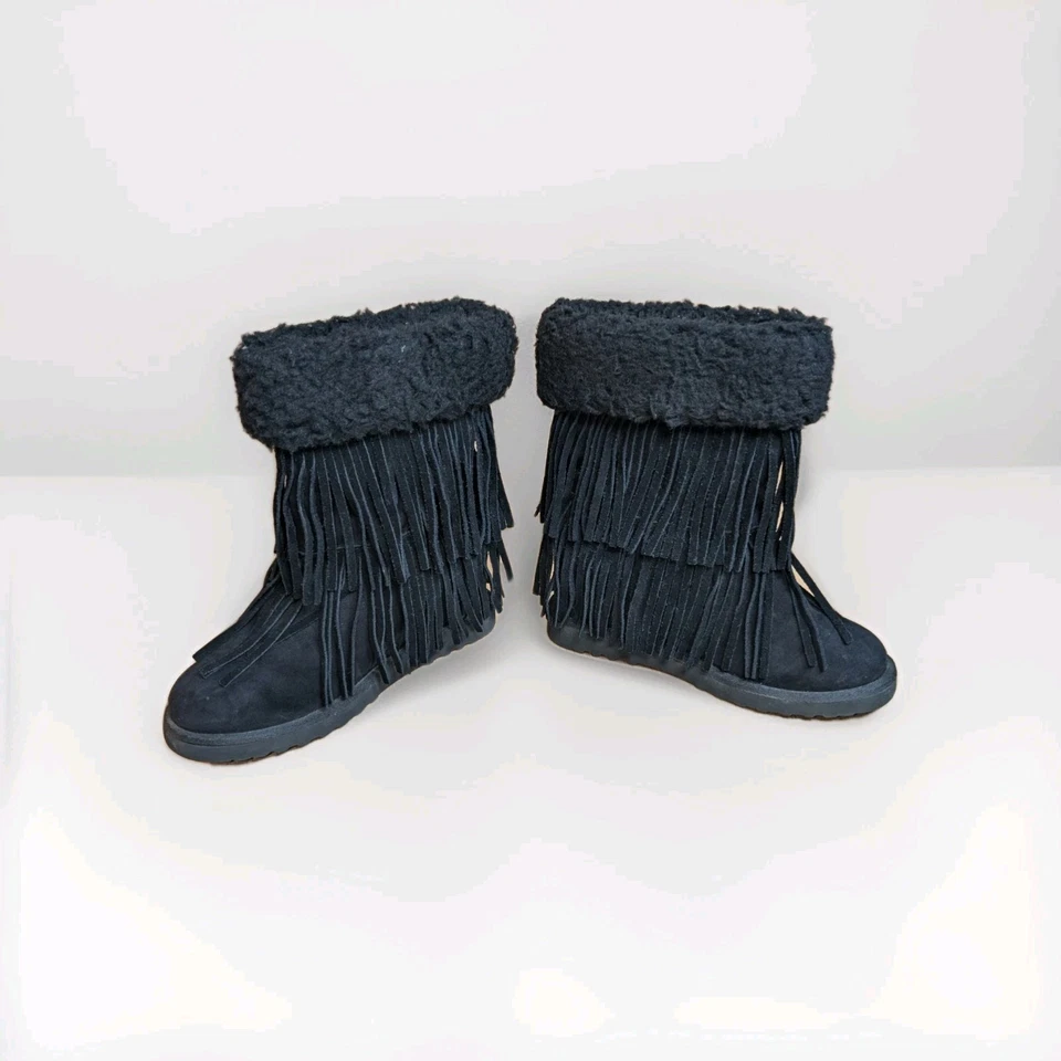 Botas boho Madden Girl ocultas con flecos de cuña negras talla 7,5 M Foto 2 de 4