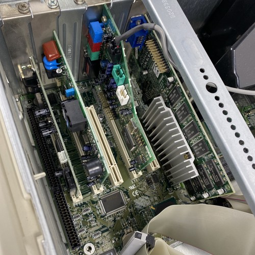 Dell Dimension XPS T500 Intel Pentium III 500MHz 128MB RAM No HDD No OS - Afbeelding 16 van 20