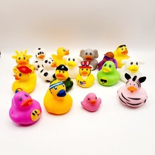 17 PCS Jeep Rubber Ducks in Bulk Assorted Duckies for Ducking Cruise Ducks 2-3"