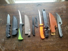 Lot Of 5 Fishing Hunting Filet Knives Relentless Cutco Buck-I & Fishermans Solut