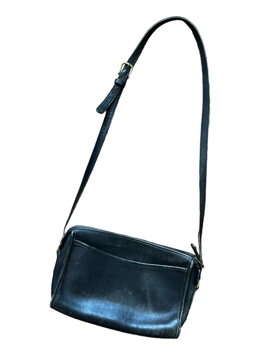 Vintage Coach Taylor Zip 9944 Black Leather Crossbody Shoulder Bag