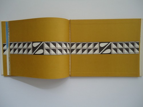 Beeswax Catches A Thief From A Congo Folktale Ann Kirn 1968 1st ed illustrated - Foto 11 di 12