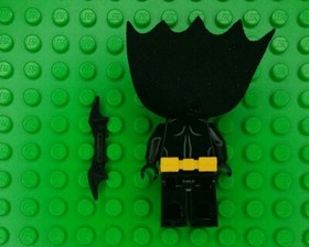 LEGO DC SUPER HEROES BATMAN UTILITY BELT MINIFIGURE sh329 USED 70907 w/BATARANG