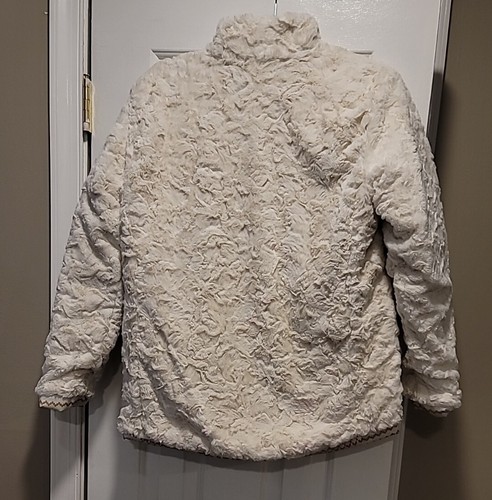 The North Face Girls’ Reversible Mossbud Swirl Jacket big kids size XL(18) - Picture 11 of 11