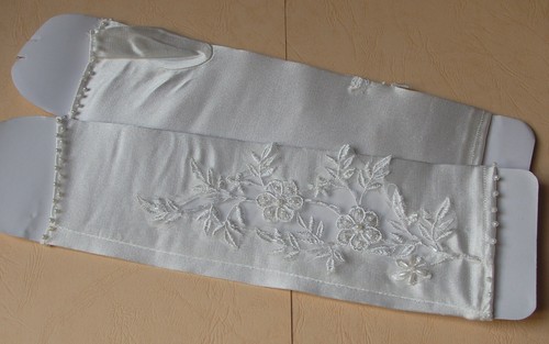 Brauthandschuhe Gloves Handschuhe Brautschmuck Hochzeit schwarz weiß elbenbein - Bild 9 von 18