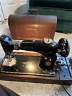 Singer Vintage 1947 Sewing Machine, Ee 493987 201-K With Lockable Wood Case