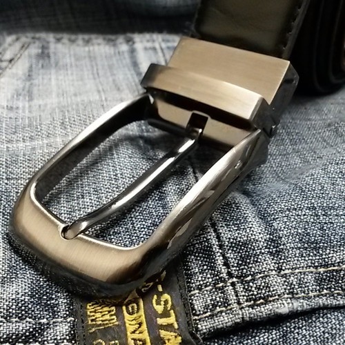 "Nuevos cinturones de cuero reversibles cosidos para hombre hebillas de metal - negros/marrones - 26""-58" - Imagen 3 de 21