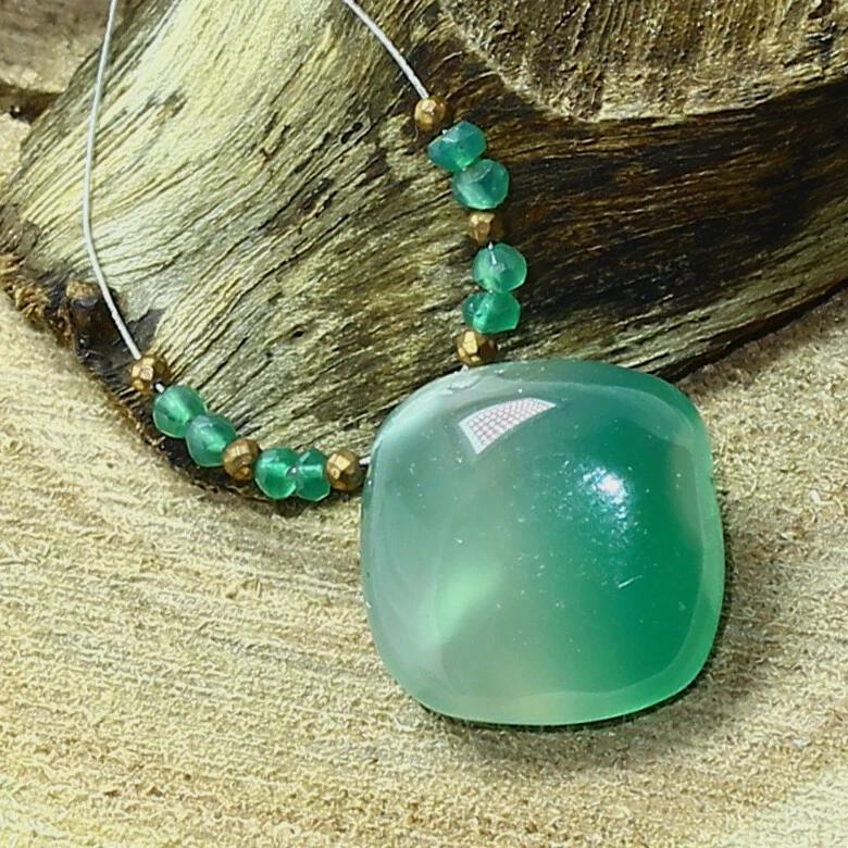 Cuentas cuadradas lisas de ónix verde pirita de ónix briolette piedras preciosas sueltas naturales Foto 3 de 3