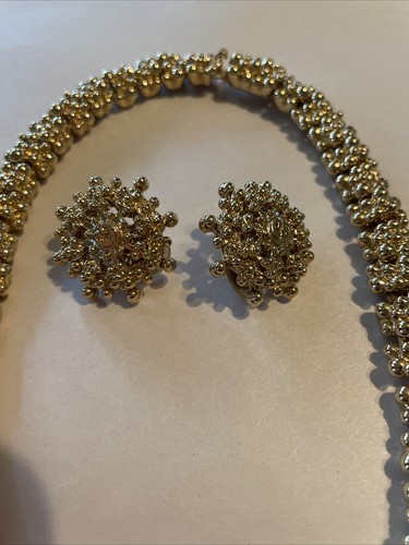 St John Vintage Gold Tone Bubble Texture Necklace Clip On Set - Picture 2 of 7