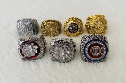 7 Pcs Chicago Championship Ring Set with Case, US SHIP, Blackhawks, Cubs, Bears - Picture 2 of 4