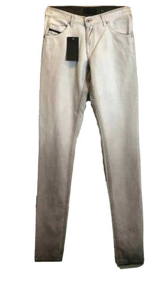 Pantalones de mezclilla para mujer Diesel negros dorados tipo 141 súper ajustados de punto talla 25 $450 Foto 2 de 4