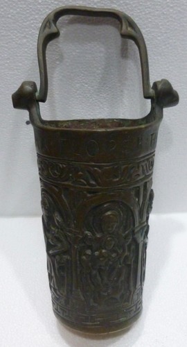 Ancien et Rare POT À EAU BÉNITE Bénitier en Bronze - Picture 9 of 9