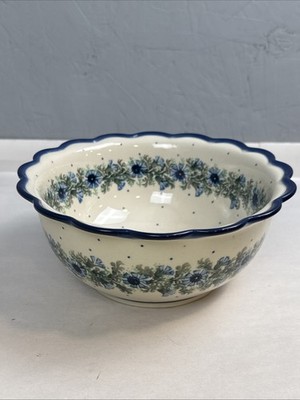 Ceramika Artystyczna Polish Pottery 8  Scalloped Serving Bowl Blue Bell Wreath
