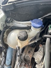 PEUGEOT 2008 ALLURE BLUE HDI S/S WASHER BOTTLE & MOTOR 6431N6