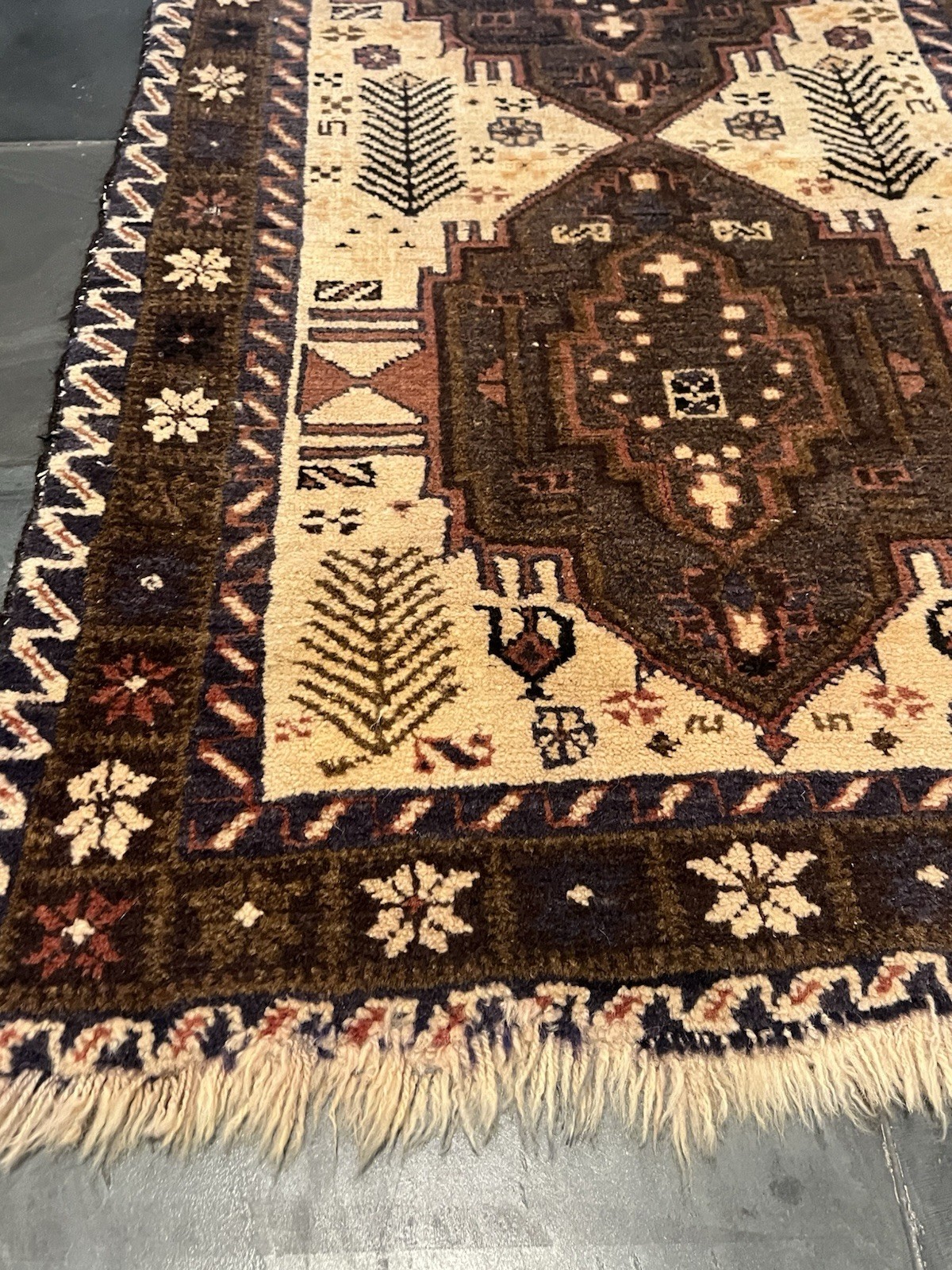 Picture 4 of 10