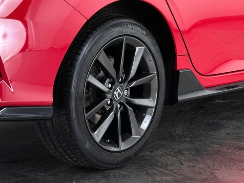 2021 Honda Civic 1.5 VTEC Turbo Sport Euro 6 (s/s) 5dr HATCHBACK Petrol Manual - Picture 12 of 24