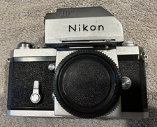 Nikon F 35mm SLR Film Camera Body with Photomic FTn Prism
