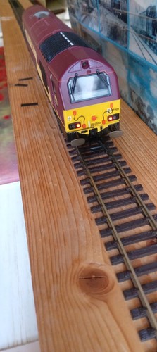 Hornby R3040X Class 67 67001 DCC Fitted boxed - Picture 9 of 20