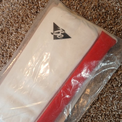 Best Equipment Neoprene Turf Sleeve White & Red Adult 1 Piece - Picture 5 of 5