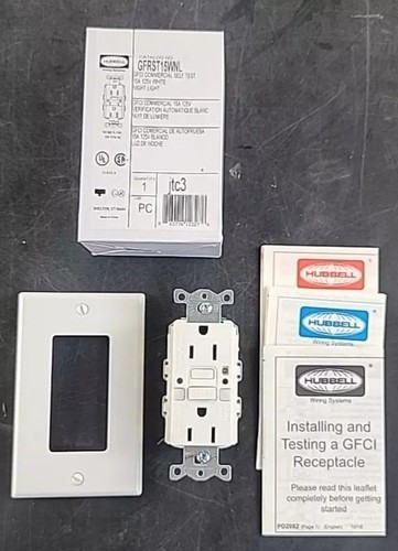 Hubbell GFRST15WNL GFCI Commercial Auto Test 15A 125V avec Veilleuse Qté-2 NEUF !
