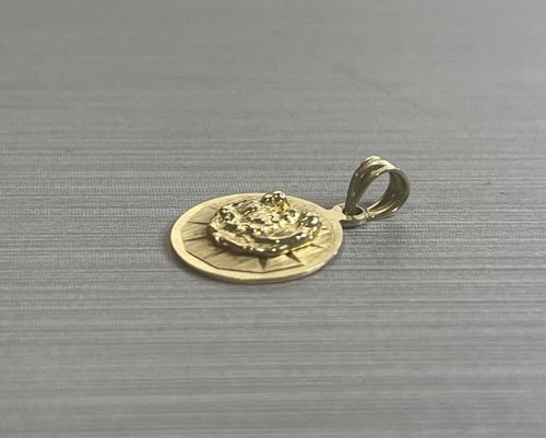 14k Yellow Gold Circle Pendant Family Figure Center .75" #89456-1 - Picture 4 of 5