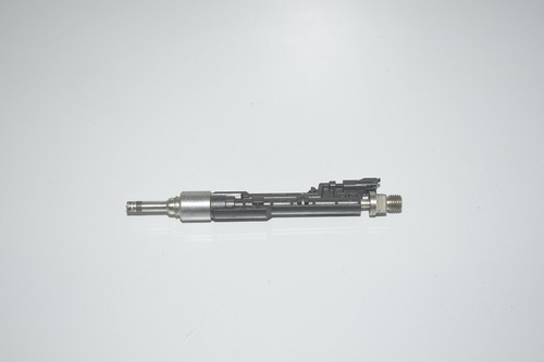 BMW F06 650i xDrive F07 F10 F11 F12 F13 F01 F02 F15 F16 F85 Injektor 7645956 - Picture 1 of 5