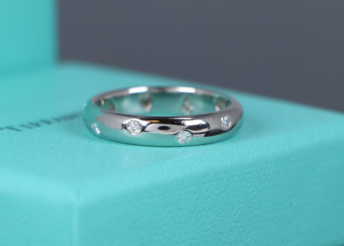 $3,200 Tiffany & Co. Etoile Platinum Diamond 4mm Wedding Anniversary Band Ring - Picture 5 of 10
