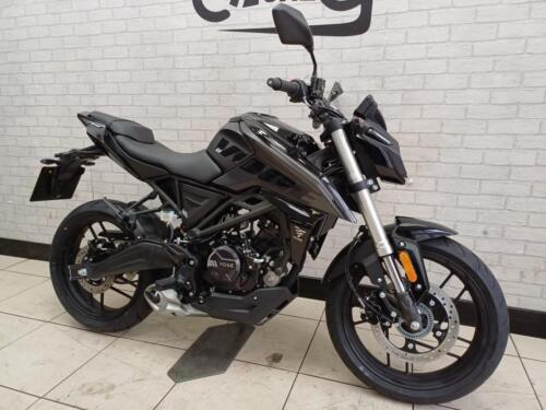 Voge R 125cc **NEW MODEL LEARNER LEGAL COMMUTER FOR 2025** - Picture 6 of 18