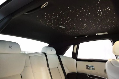 2019 Rolls-Royce Ghost Extended Sedan 4D - Picture 3 of 12