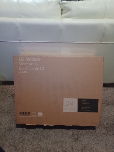 LG 24'' 24BL450Y-B IPS FHD Monitor Adjustable Stand Wall Mountable - Picture 2 of 3