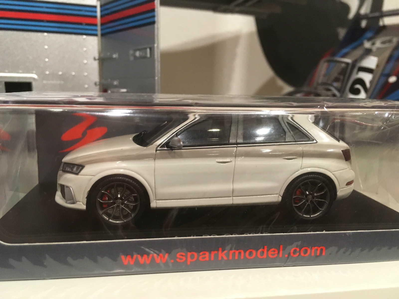 AUDI RS q3 2015-BIANCO-SPARK - 1 43 all'ingrosso economico e di alta qualità AUDI RS q3 2015-BIANCO-SPARK - - - 1 43 rivenditore di fitness