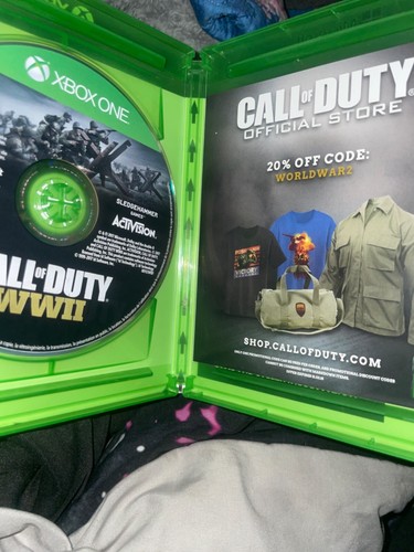 Call of Duty: WWII - Microsoft Xbox One - Picture 2 of 2