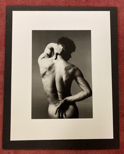 Rudolf Nureyeu NEW YORK  1967  RICHARD AVEDON 2008  Print museum mat mount 16x20 - Picture 3 of 3