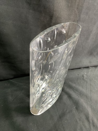 Large Tiffany and Company Oval Crystal Vase - Picture 3 of 6