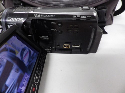 Panasonic HDC-SD200 HD Video Camera and 16Gb SD Card lot 4 - Picture 8 of 11