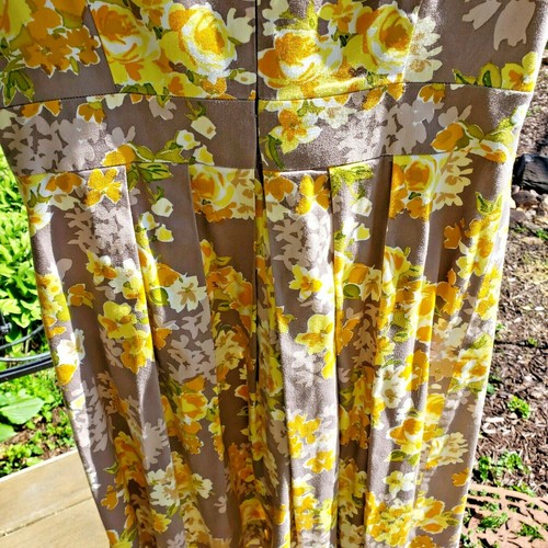 Vestido R&K Originals gris y amarillo floral algodón spandex talla 12 con cremallera trasera - Imagen 11 de 12