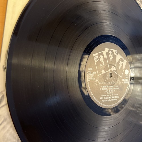 PAUL MCCARTNEY AND WINGS - BAND ON THE RUN - 1973 UK LP VINYL ALBUM - Picture 15 of 22