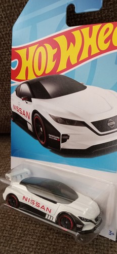 Hot Wheels 2023 Mainline NISSAN LEAF NISMO RC_02 91/250 nuovo di zecca - Foto 4 di 7