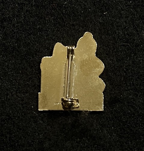 TAHOE Snoopy Doghouse Esquí Pin Insignia CALIFORNIA/NEVADA Solapa de Viaje de Recuerdo - Imagen 3 de 3