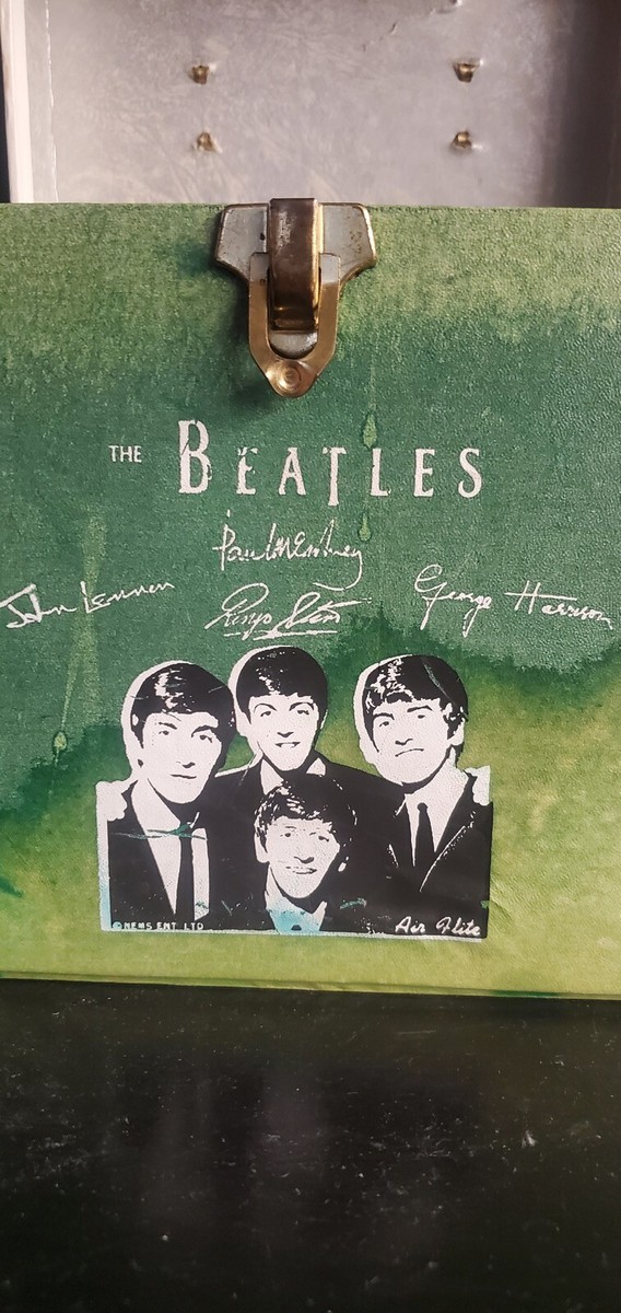 VINTAGE BEATLES 45 RPM RECORD CARRYING CASE JOHN LENNON PAUL
