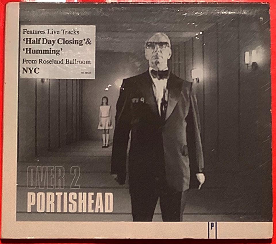SUPERB PORTISHEAD CD SINGLE OVER 2 + HALF DAY CLOSING + HUMMING 1997 GO