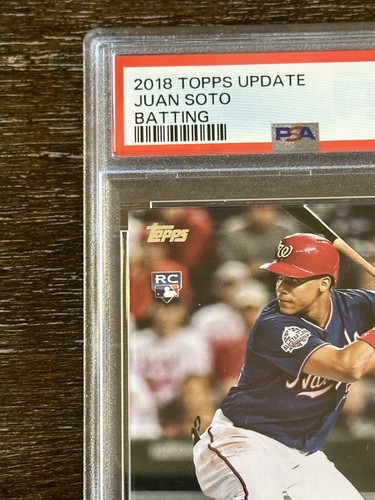 JUAN SOTO 2018 Topps Update #300 Rookie Card PSA 10 Gem Mint - Picture 2 of 6