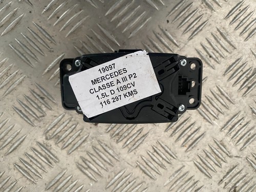 Commande centrale multimédia - MERCEDES CLASSE A III (3) (W176) Réf A2469009815 - Imagen 2 de 4